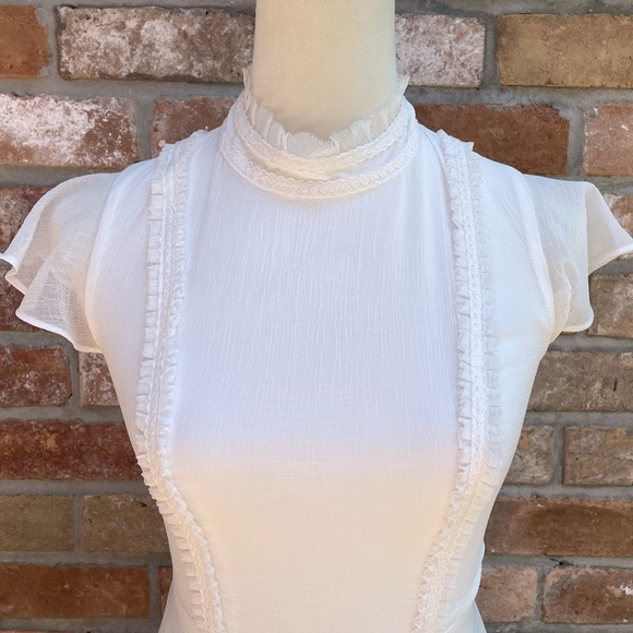 Adriana Papell White Flutter Sleeve Chiffon Dress Size 2 - Picture 2 of 9